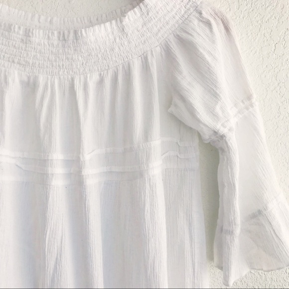 ROMEO JULIET COUTURE White Bell Sleeve Top - Picture 3 of 6